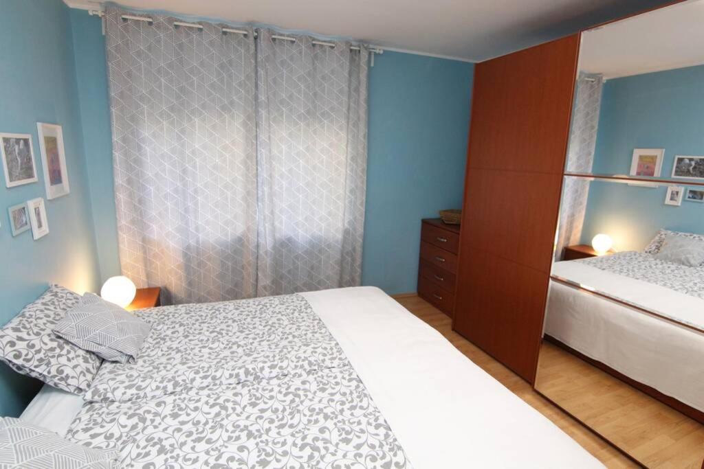 Fast Friend - Cozy Apartment In The Center With Private Garage 里耶卡 外观 照片