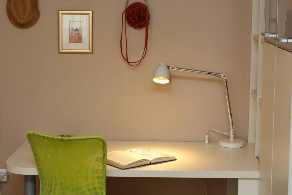 Fast Friend - Cozy Apartment In The Center With Private Garage 里耶卡 外观 照片